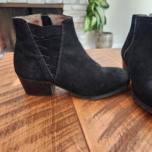 Hudson London zip up booties